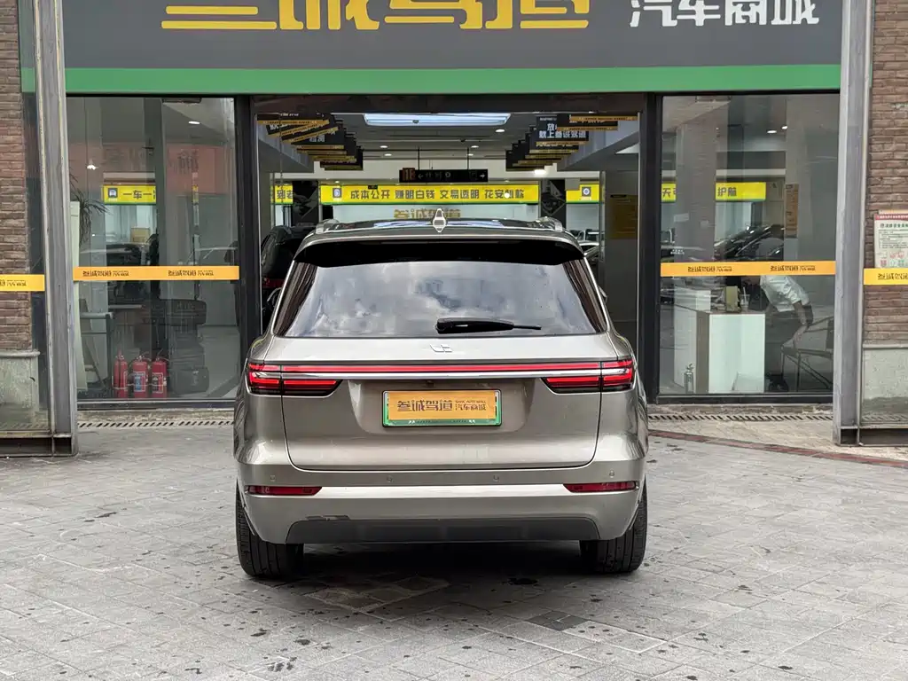Li Auto Li ONE — миниатюра 5