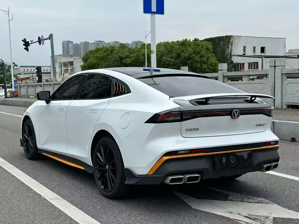 Changan UNI-V — миниатюра 7