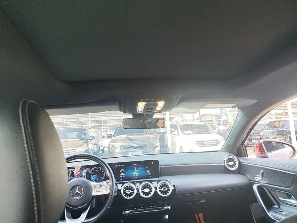 Mercedes-Benz A-Class — миниатюра 18