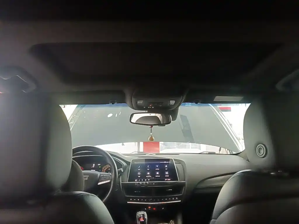 Cadillac CT5 — миниатюра 18