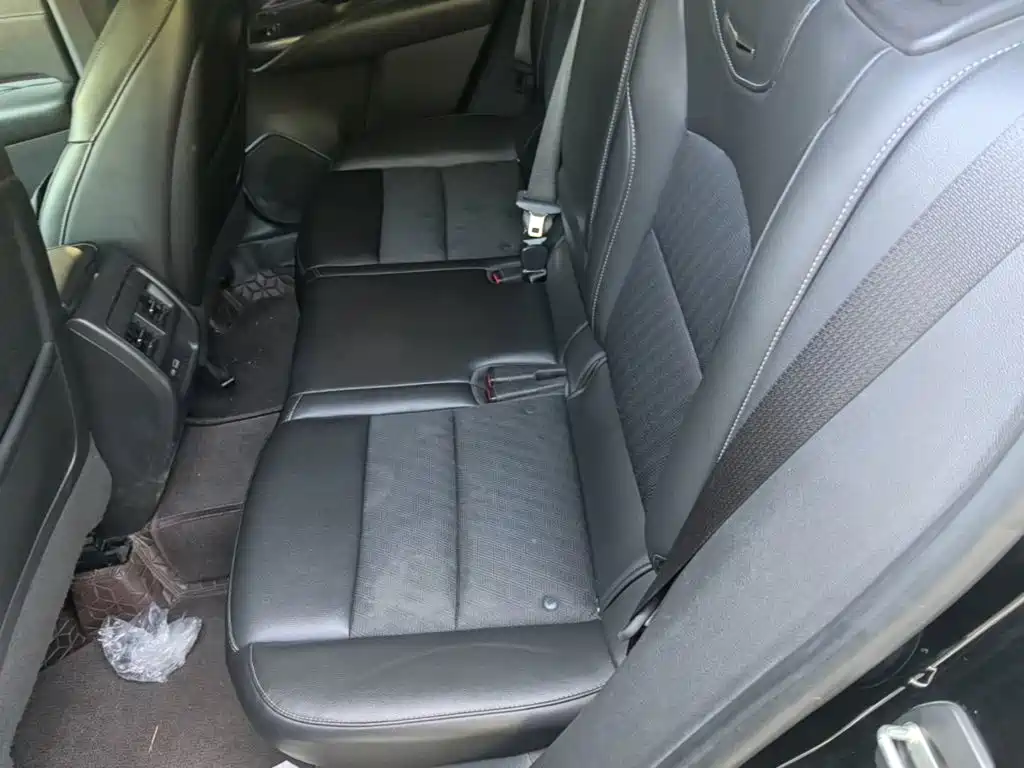 Cadillac XT4 — миниатюра 17