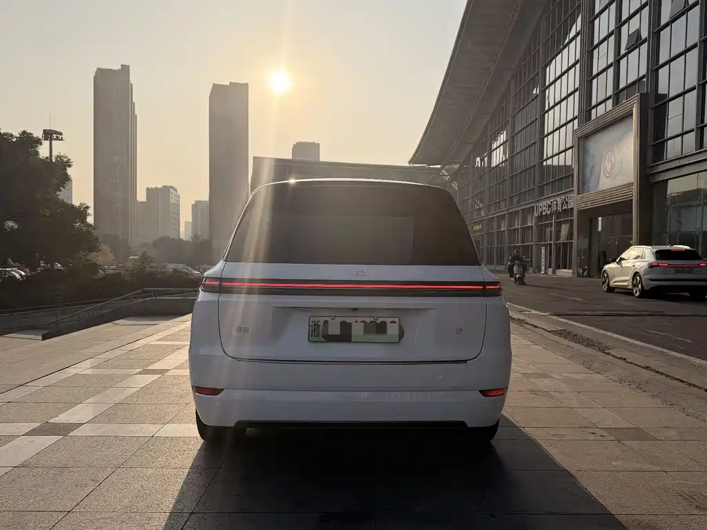 Li Auto IDEAL L9