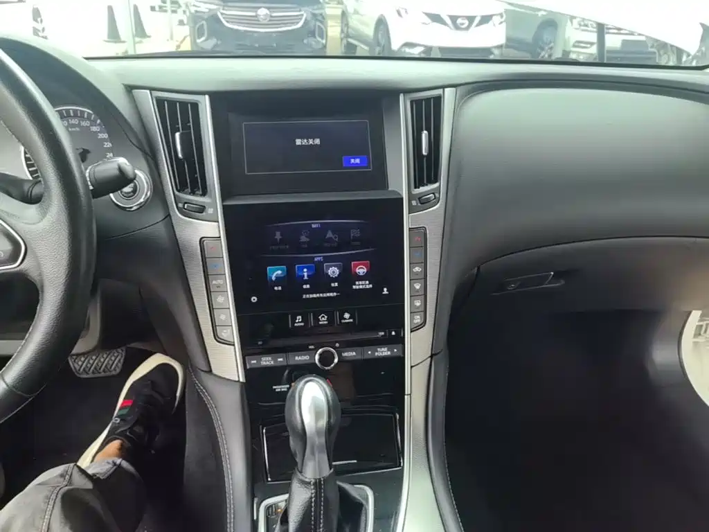 Infiniti Q50L — миниатюра 13