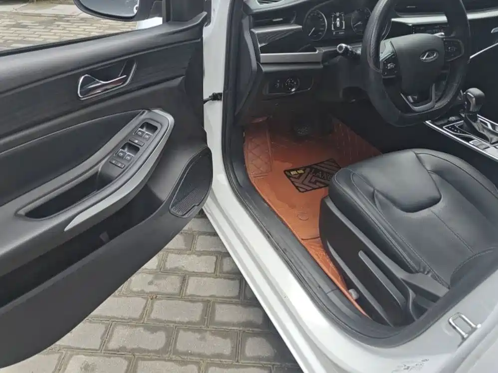 Chery Arrizo 5 — миниатюра 13