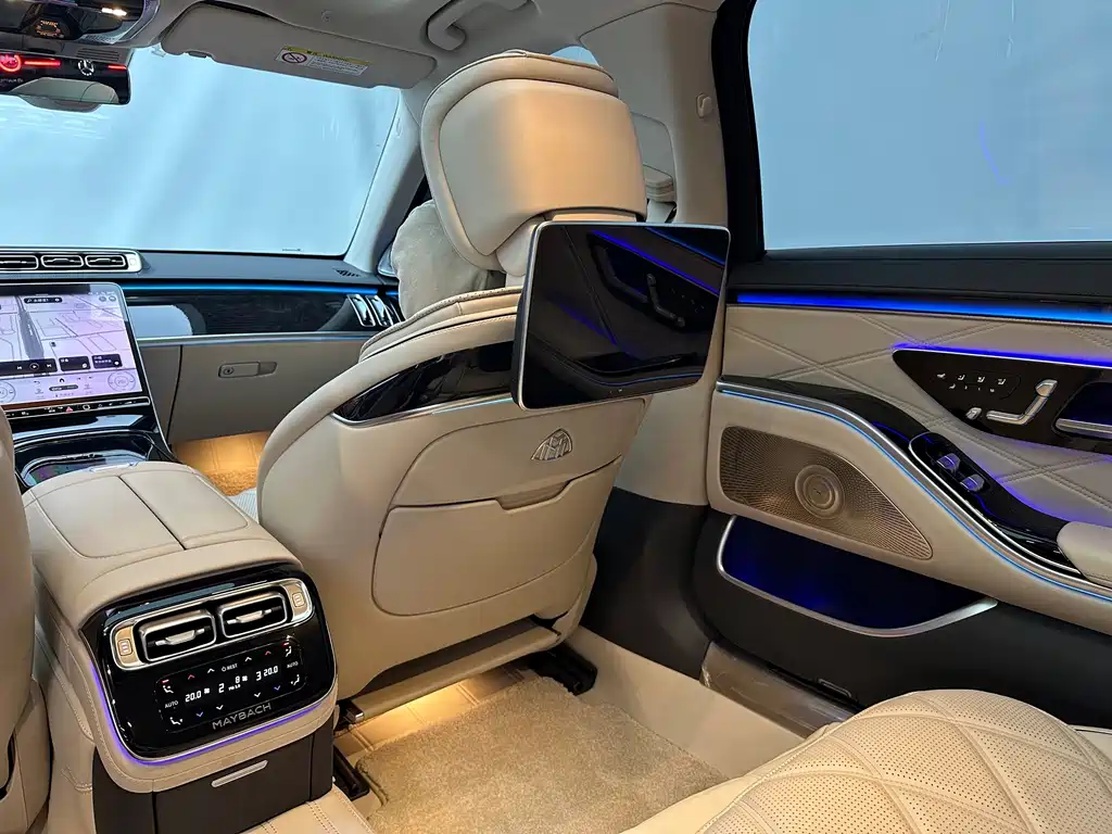 Mercedes-Benz S-Class — миниатюра 9