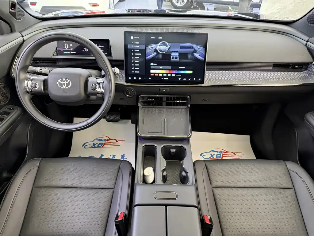 Toyota bZ3X — миниатюра 5