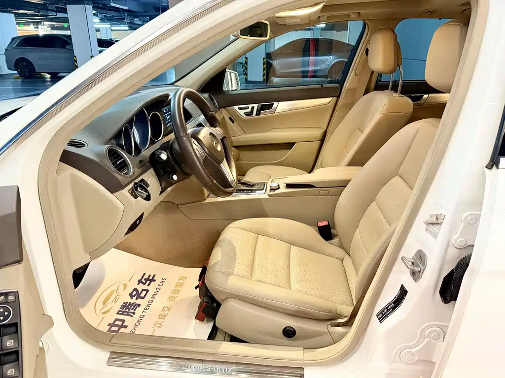 Mercedes-Benz C-Class C 2011 C 200 Fashion