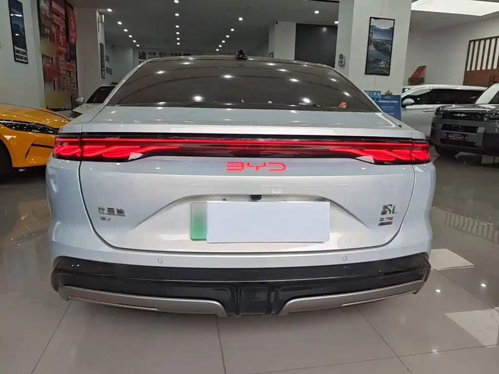 BYD Han L — миниатюра 6