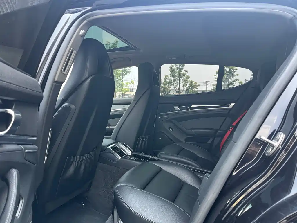 Porsche Panamera — миниатюра 14