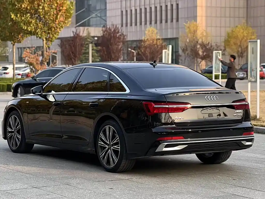 Audi A6L 2023 45 TFSI quattro Premium