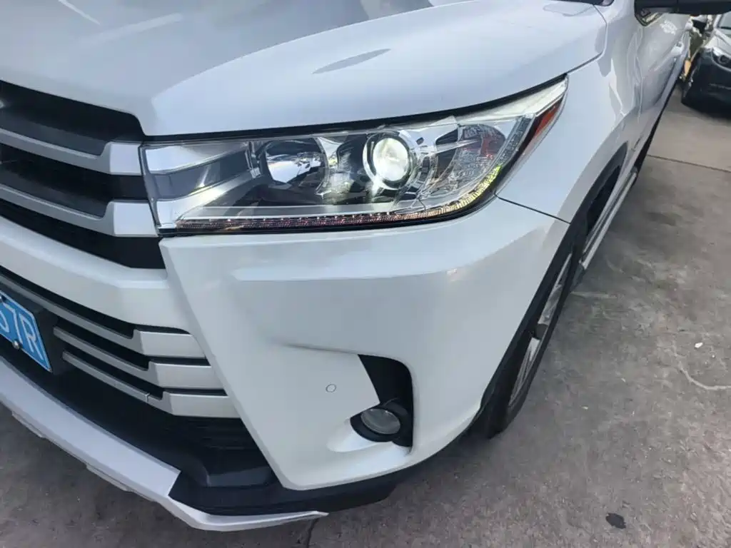 Toyota Highlander — миниатюра 24