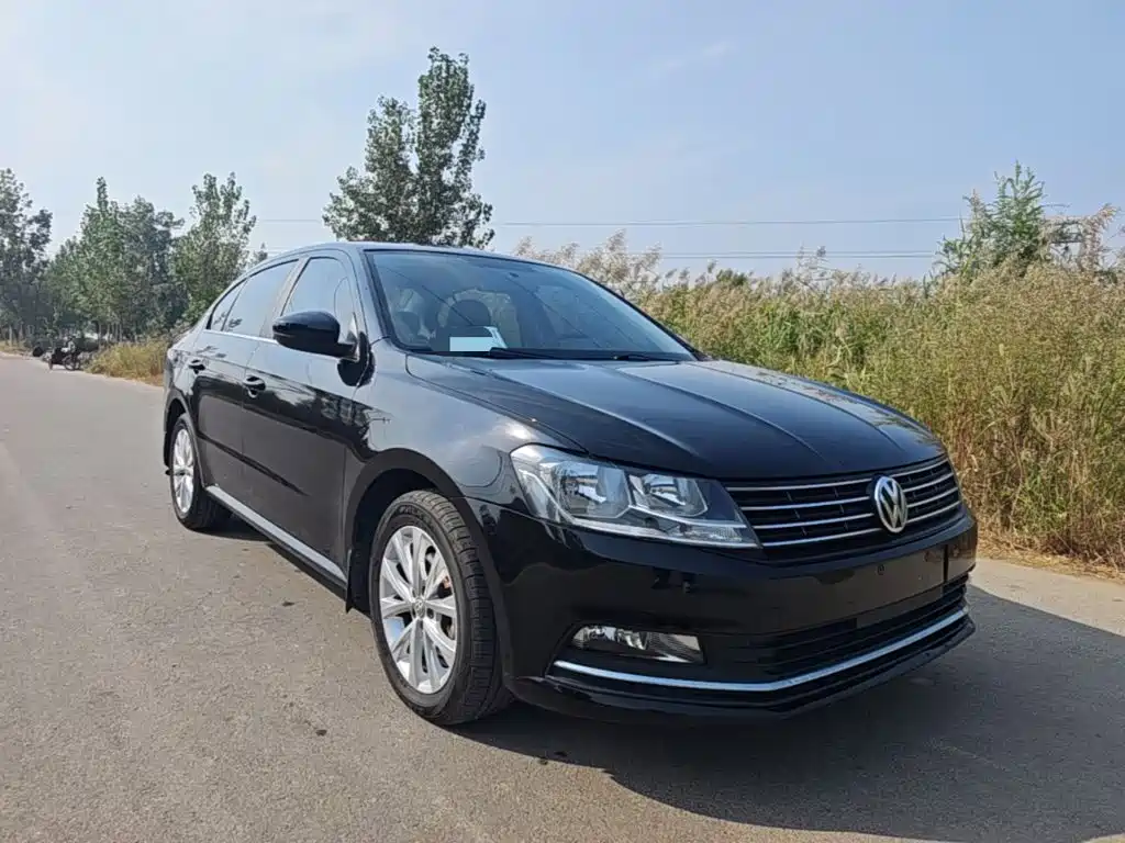 Volkswagen Lavida — миниатюра 4