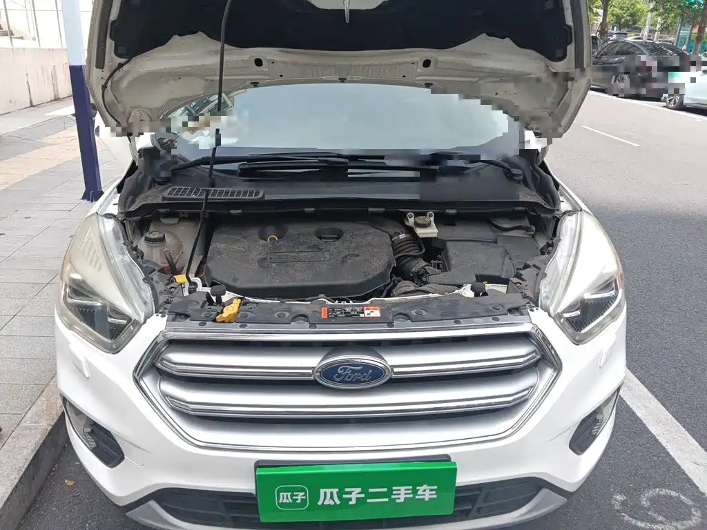 Ford Kuga — миниатюра 11