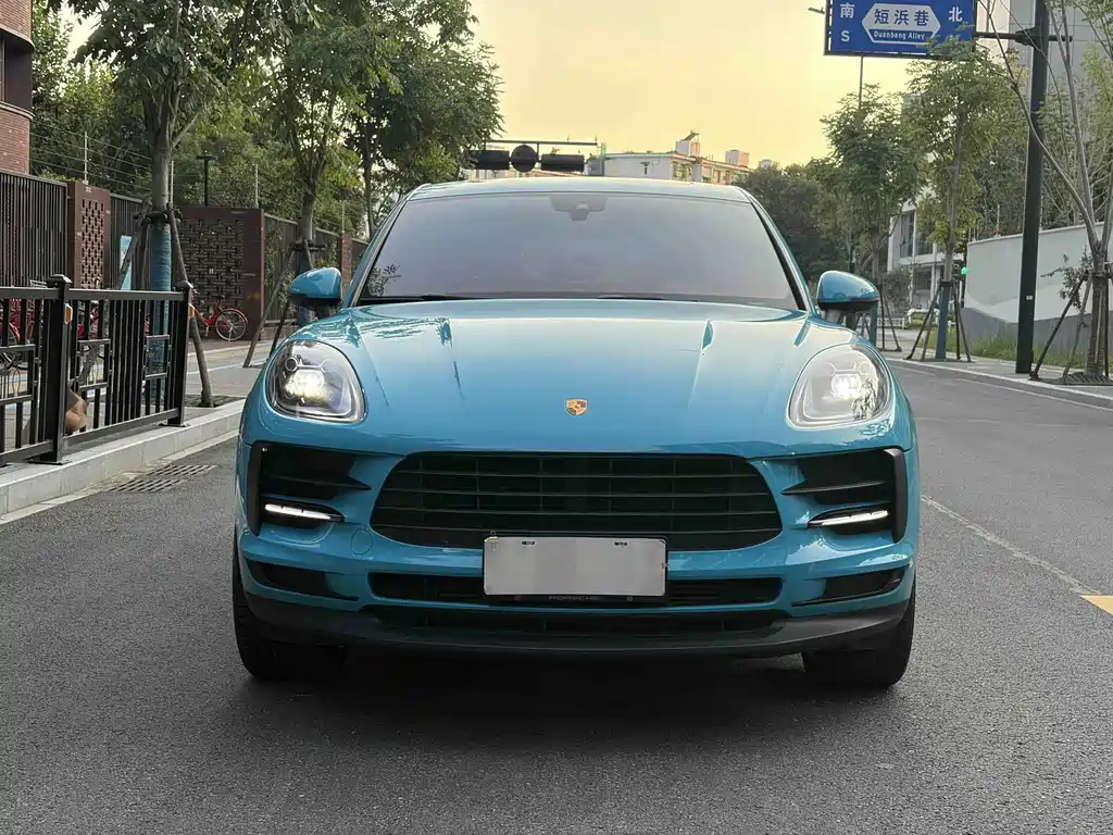 Porsche Macan — миниатюра 2