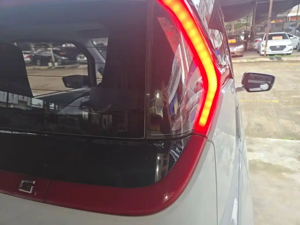 Wuling Nano EV — миниатюра 8