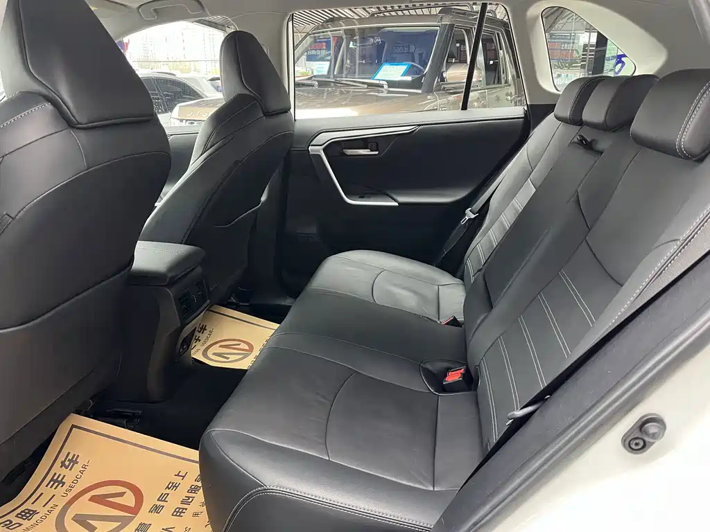 Toyota Wildlander — миниатюра 6