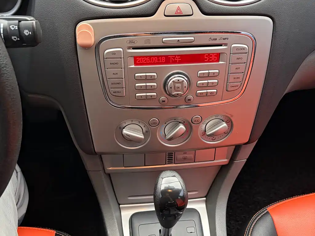 Ford Focus — миниатюра 16