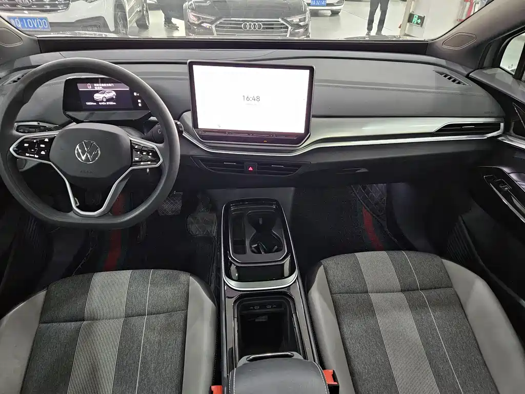 VOLKSWAGEN ID.4 CROZZ