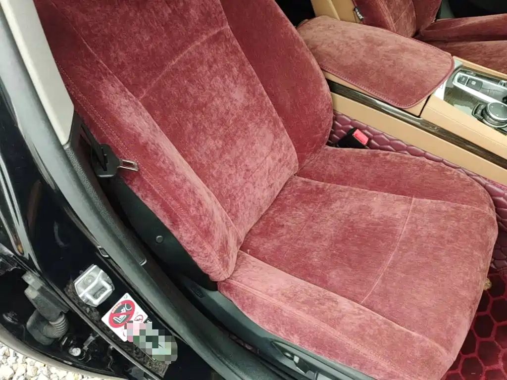 BMW 7 Series — миниатюра 25
