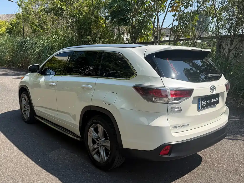 Toyota Highlander — миниатюра 6