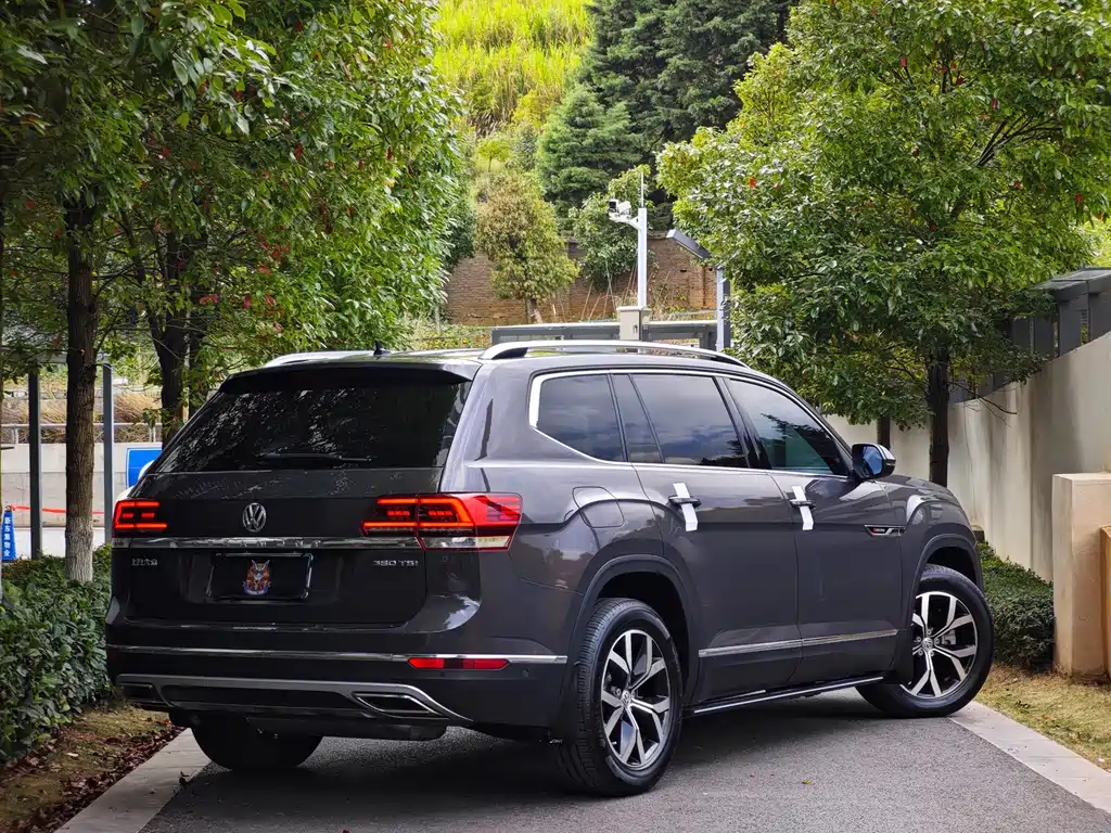 Volkswagen Teramont — миниатюра 6