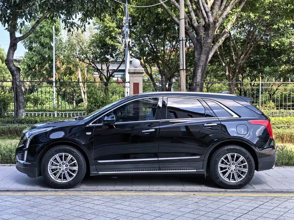 Cadillac XT5 — миниатюра 7