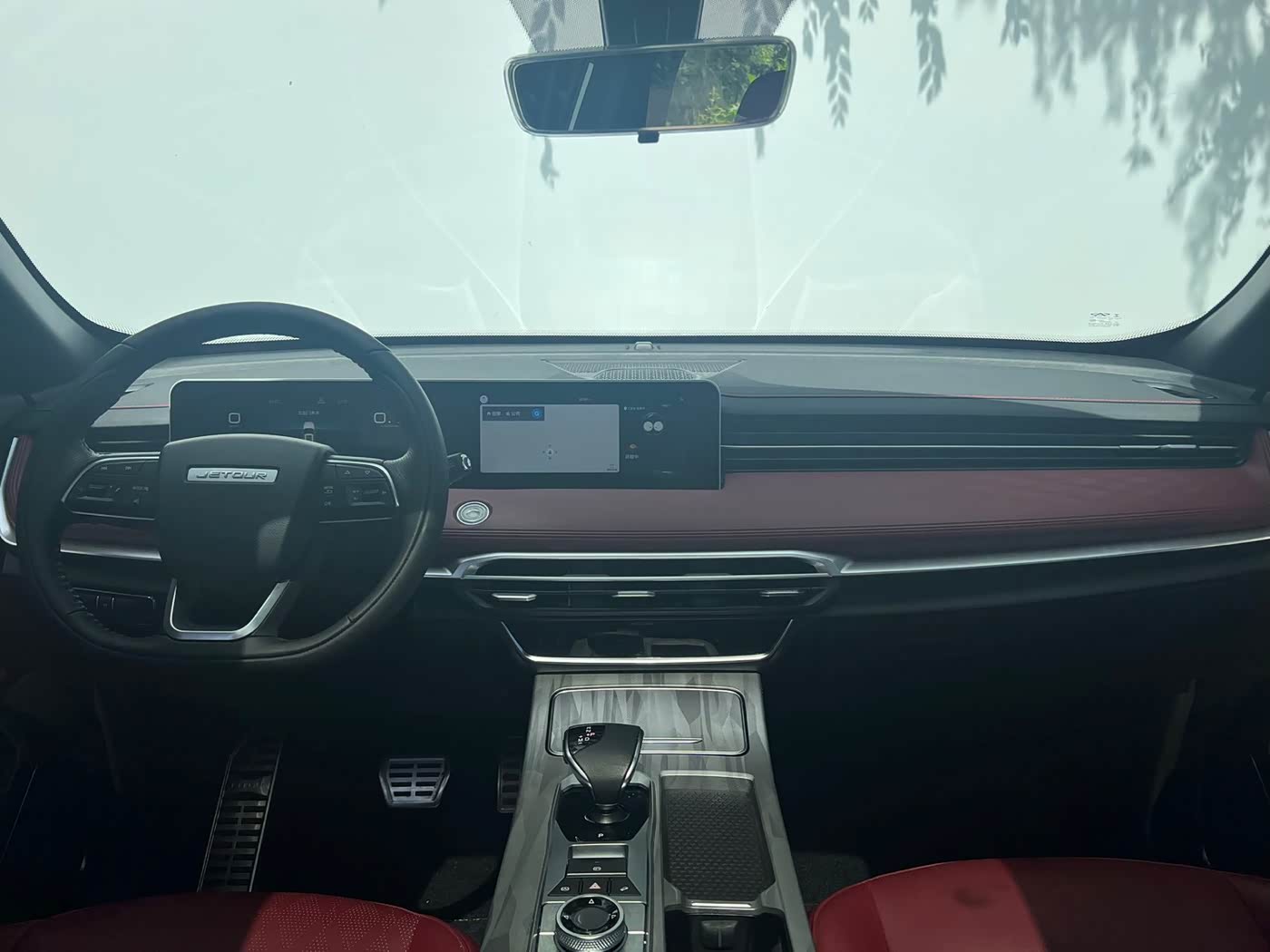 Jetour Jetour X70 PLUS 1.5 л 2022 г. Белый, пробег 20000 км