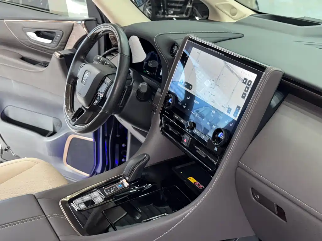 Toyota Vellfire 2024 2.5L Executive
