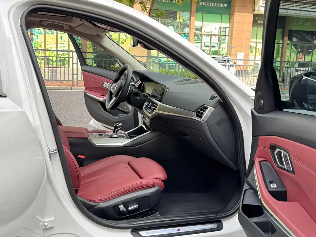 BMW 3 Series — миниатюра 8