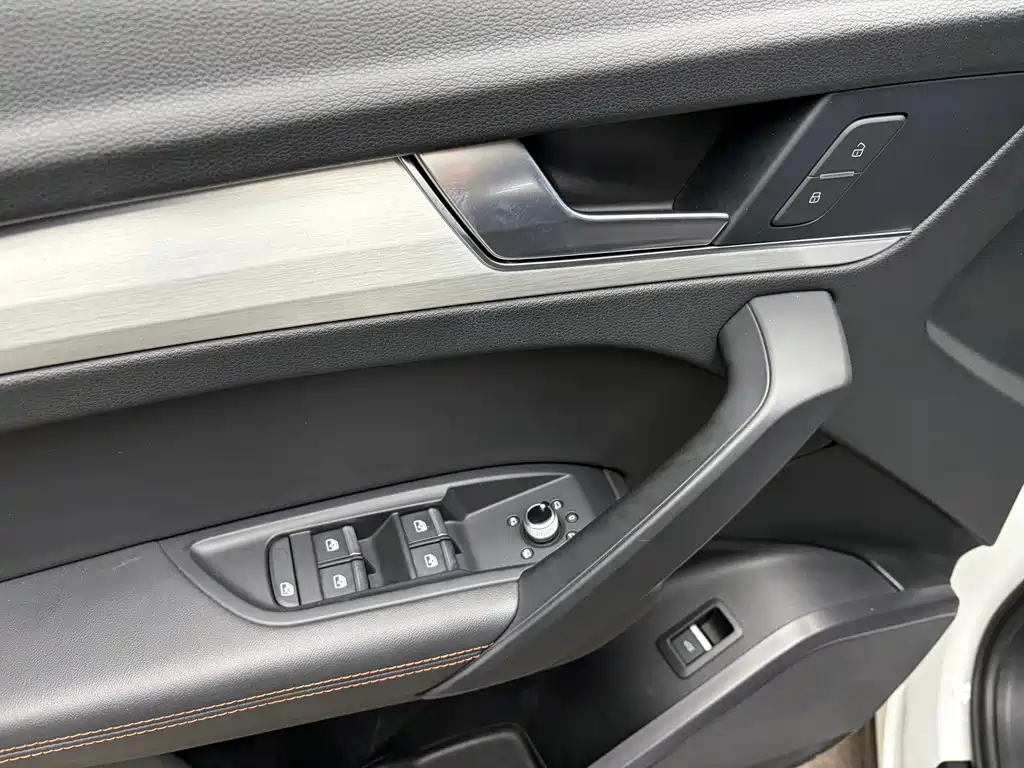 Audi Q5L — миниатюра 11