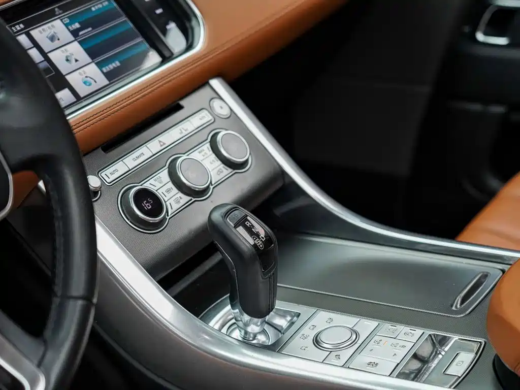 Land Rover Sport — миниатюра 15