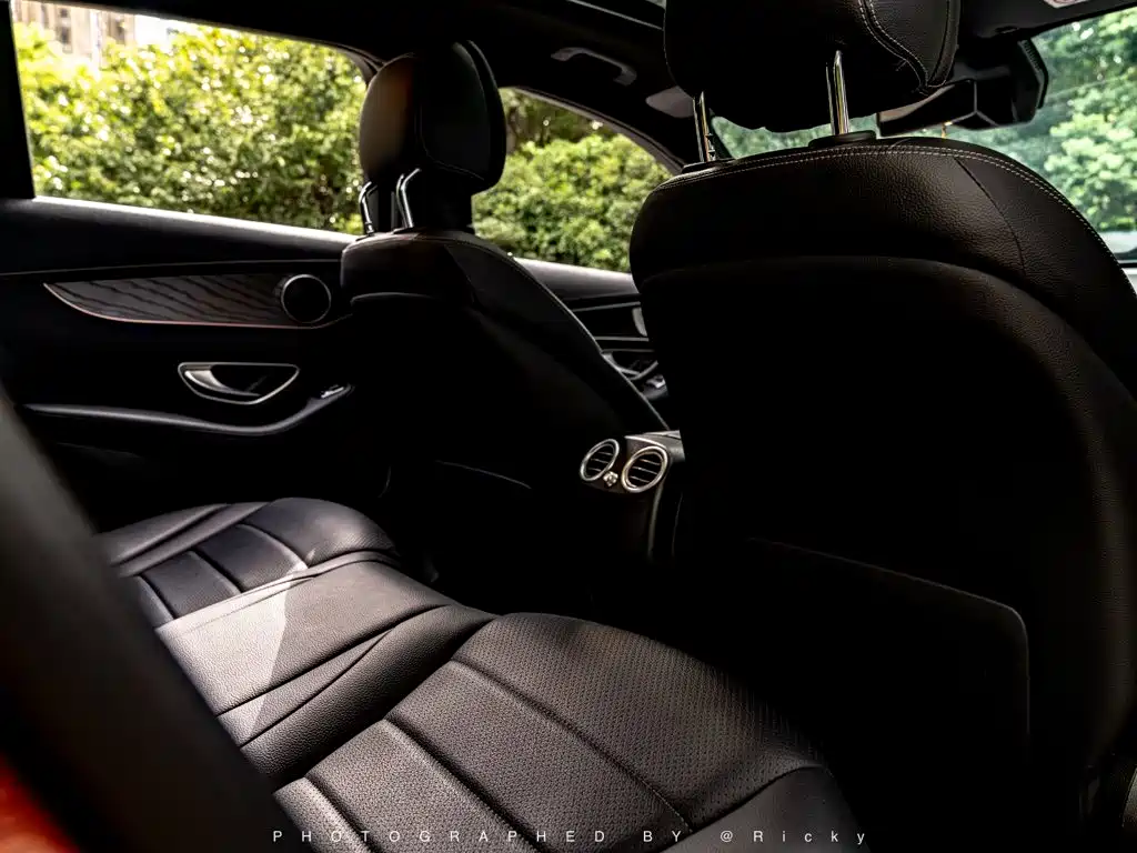 Mercedes-Benz EQC — миниатюра 9