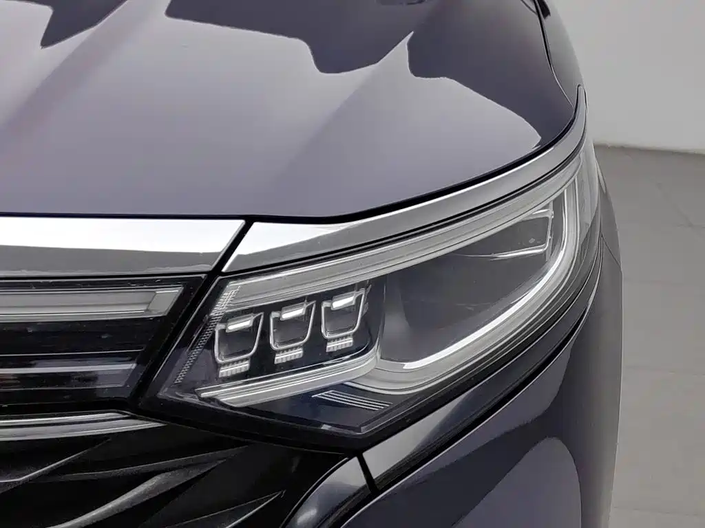 Roewe iMAX8 — миниатюра 7