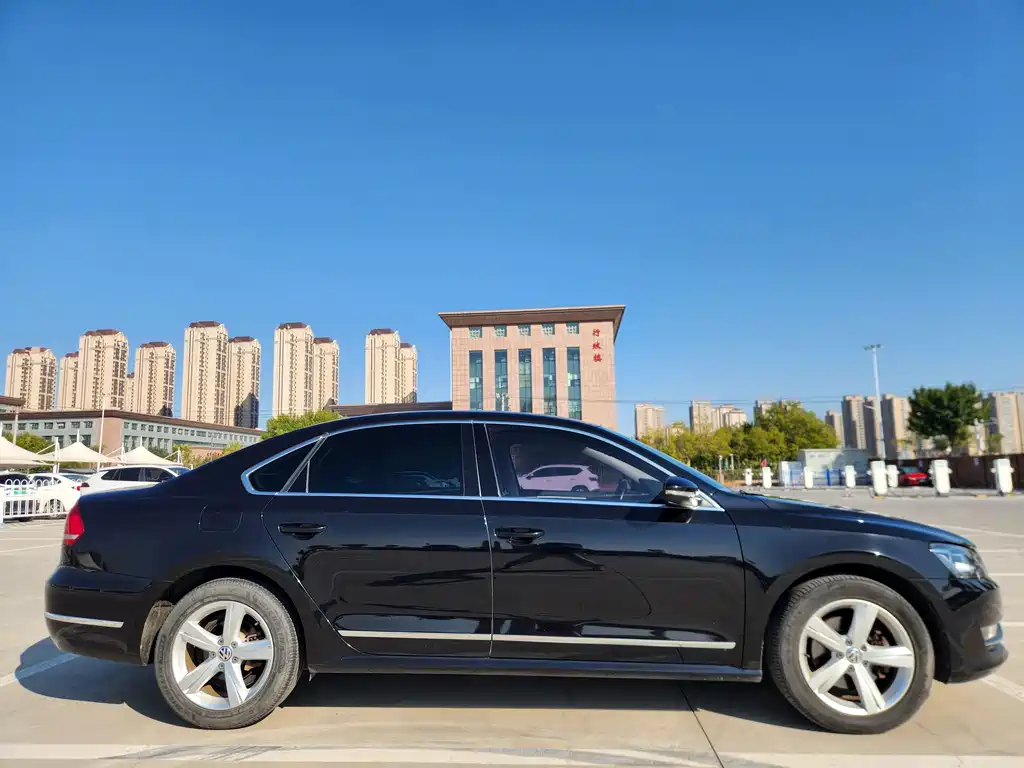 Volkswagen Passat — миниатюра 7