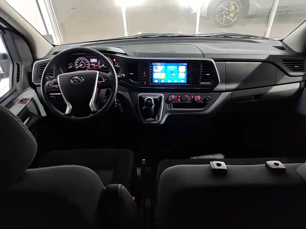 MAXUS V80 — миниатюра 10