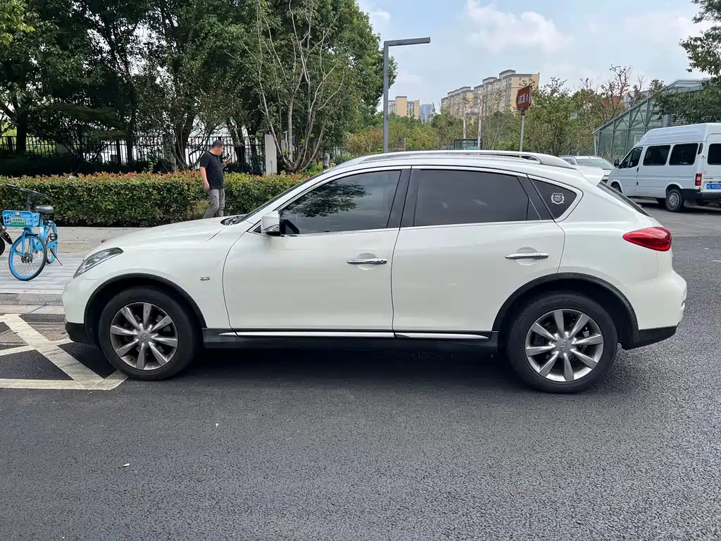 Infiniti QX50 — миниатюра 4