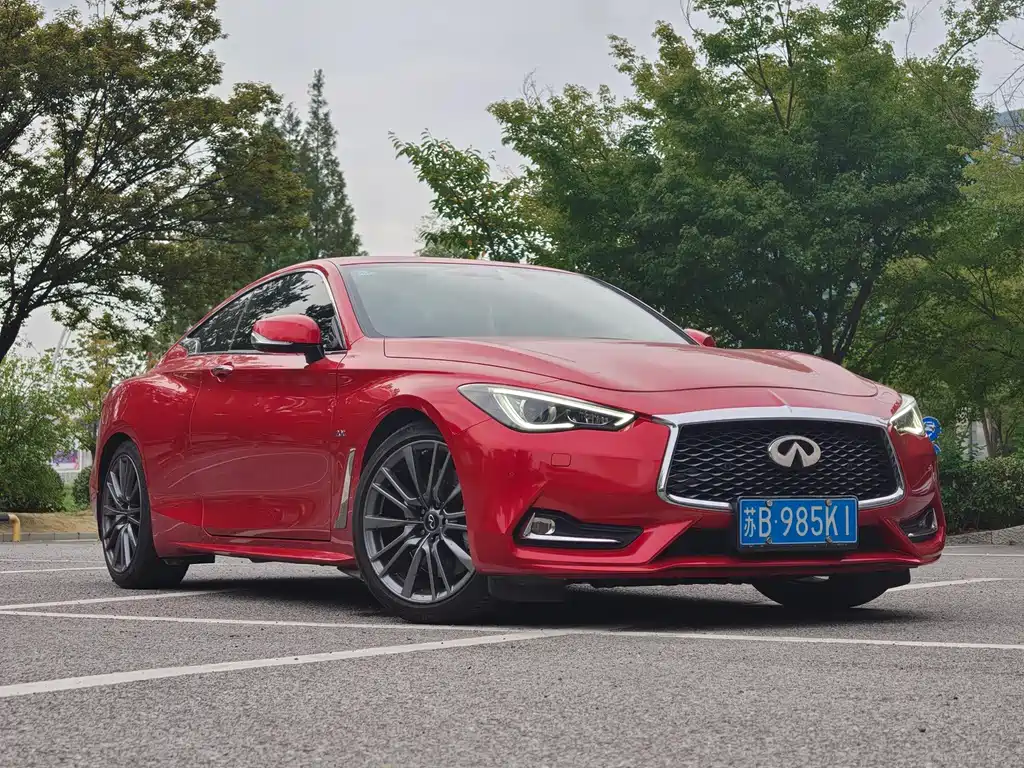 Infiniti Q60