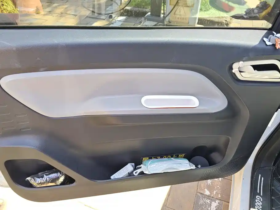 Wuling MINIEV — миниатюра 7