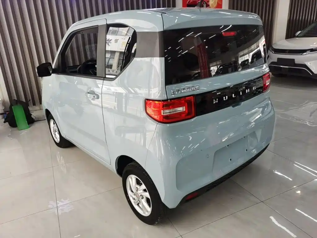 Wuling MINIEV — миниатюра 5