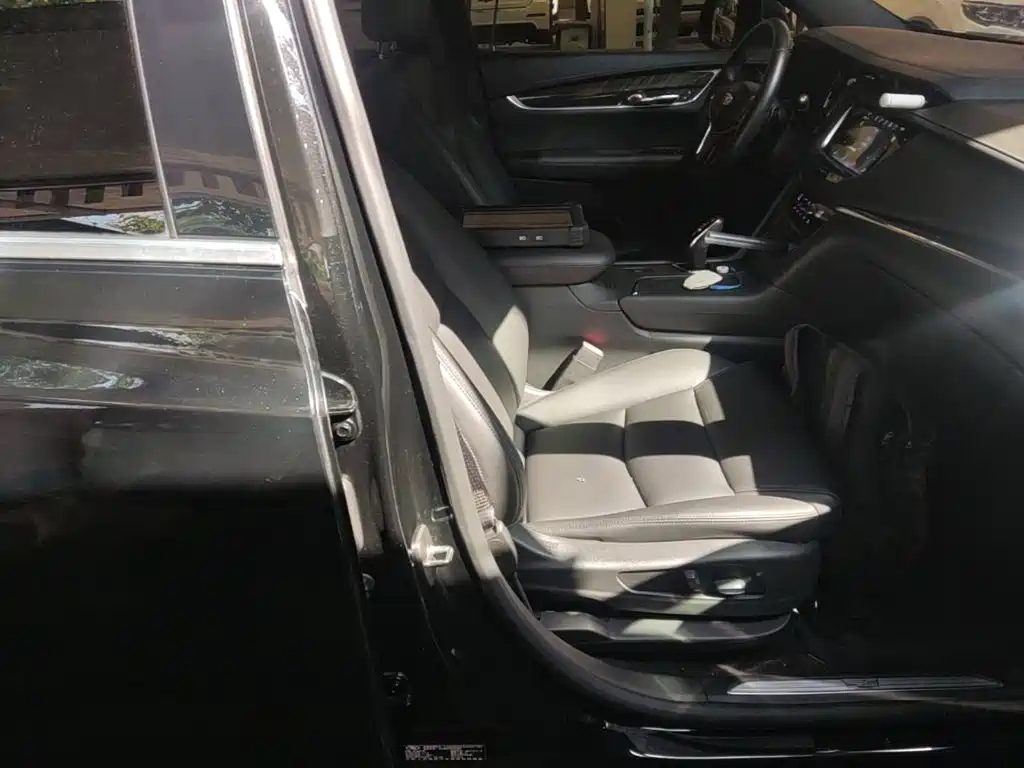 Cadillac XT5 — миниатюра 25
