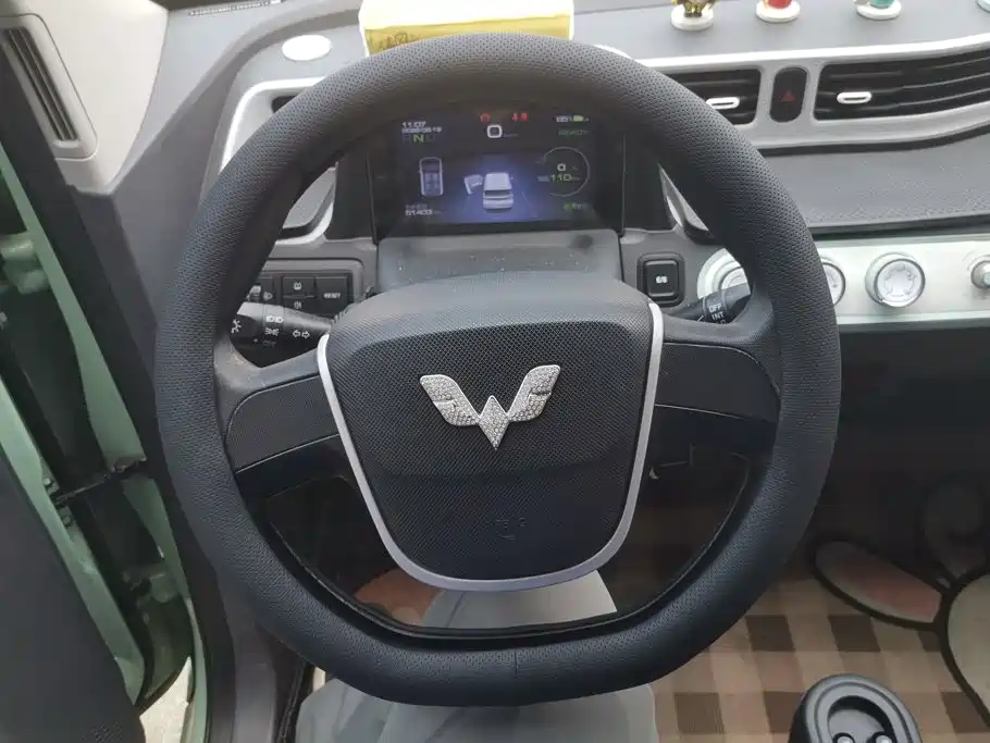 Wuling MINIEV — миниатюра 15
