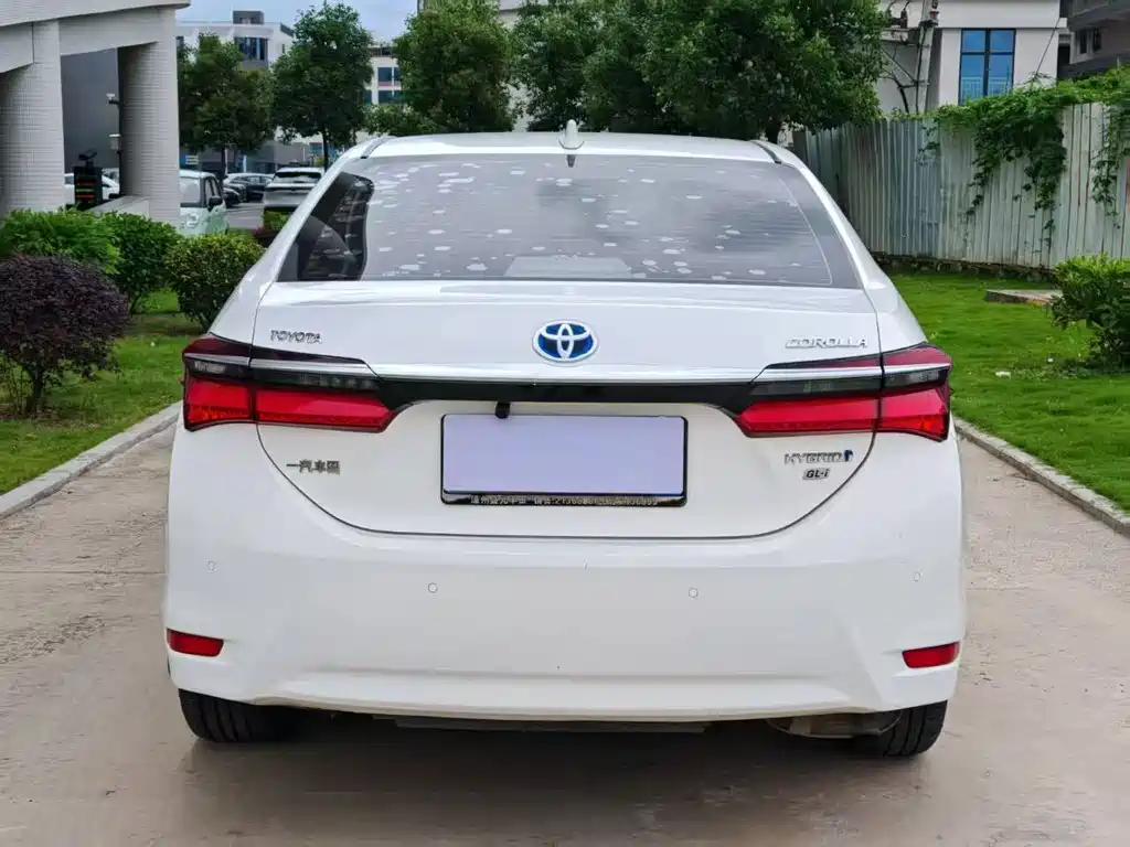 Toyota Corolla — миниатюра 8