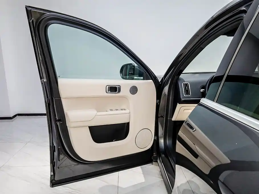 Li Auto Li L8 — миниатюра 9