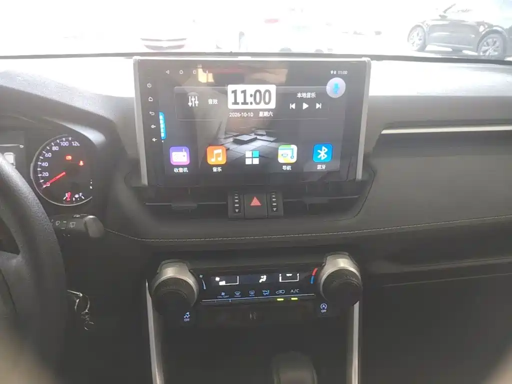 Toyota Wildlander — миниатюра 13