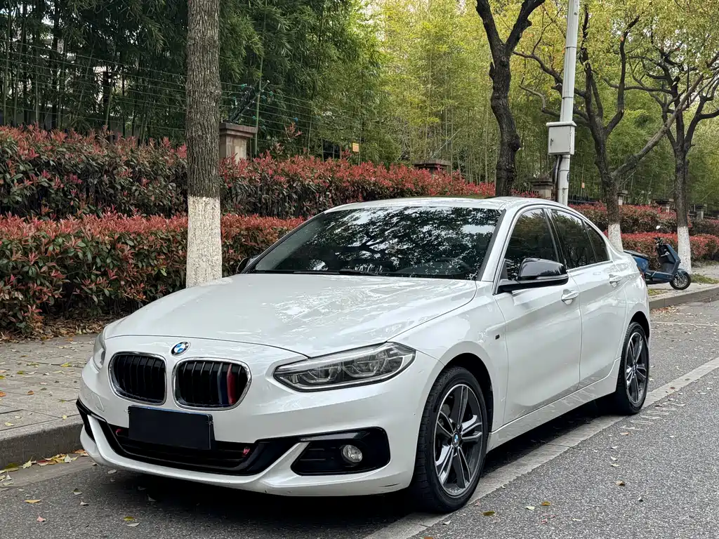 BMW 1 Series 2019