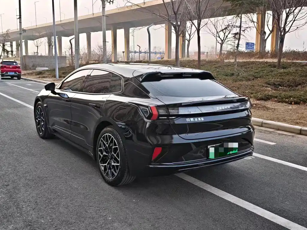 ZEEKR EXTREME KRYPTON 001