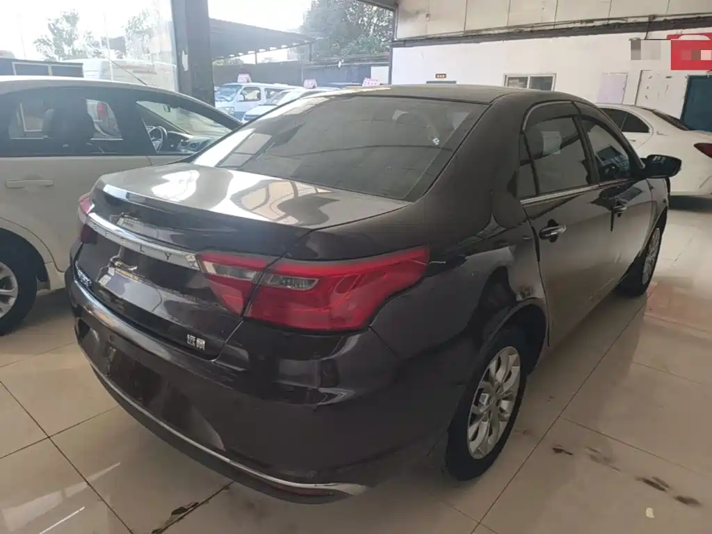 Geely Vision — миниатюра 7