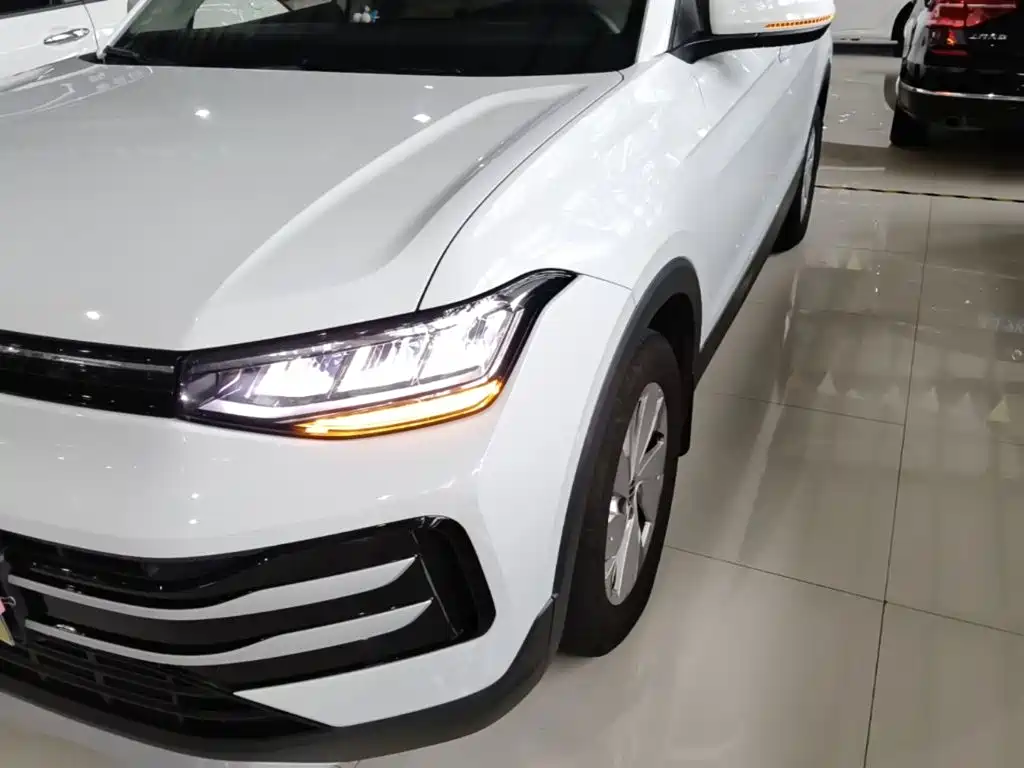 Volkswagen Tharu — миниатюра 24
