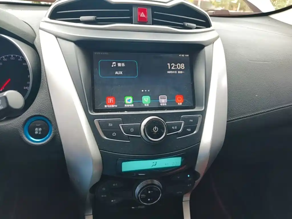 BYD Yuan EV — миниатюра 13