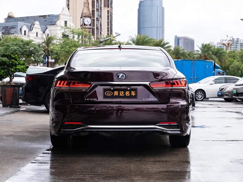 Lexus LS 2018 500h Executive V